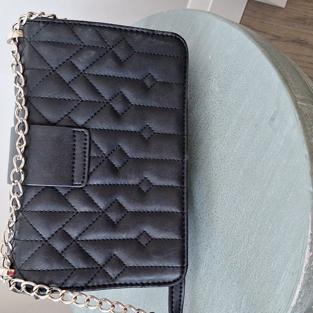 GUESS "Kalmen Messenger" Purse - Picture 10 of 10